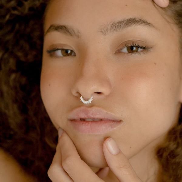 Peridot Septum-Piercing 925er Silber - FALKENKOENIG SCHMUCK & Piercing Online Shop