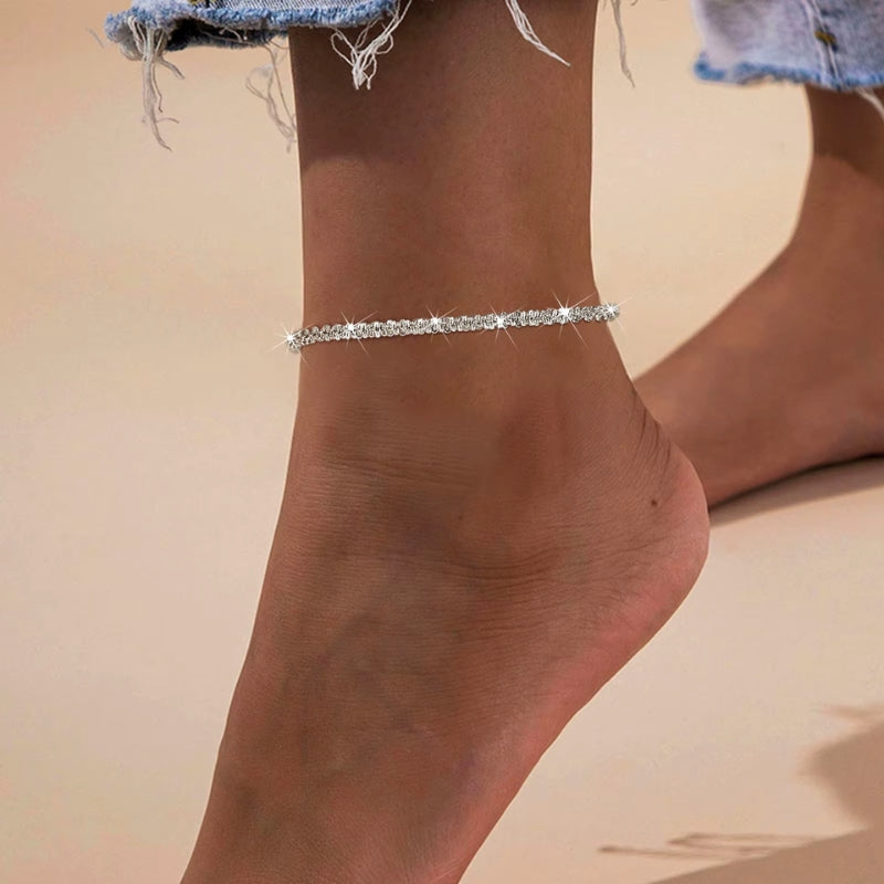 Gypsophila Silber Fusskette aus Edelstahl für Damen, elegantes Fußkettchen für Sommer, Strandlook und Alltag, verstellbarer Fußschmuck.