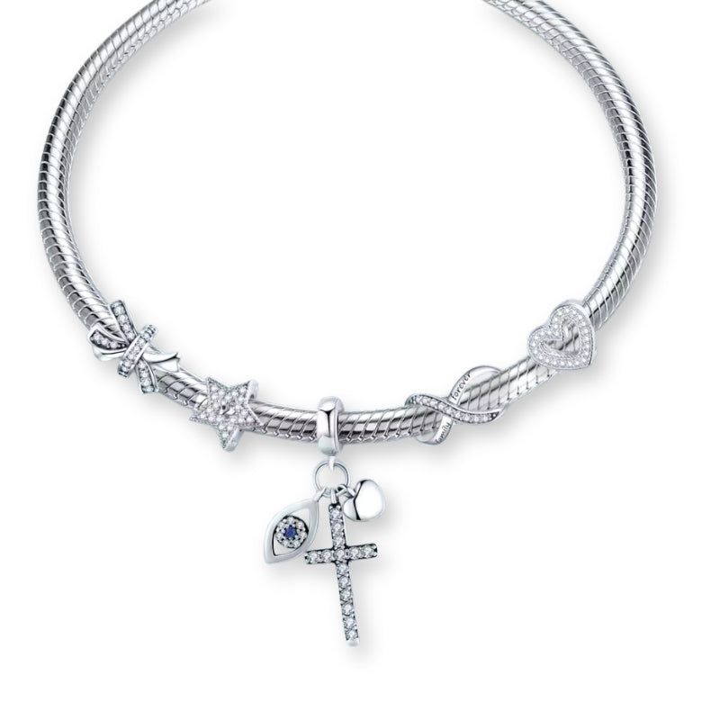 Fatima Charm-Anhänger aus 925er Silber mit Kristallen und Auge Fatimas – spirituelles Schutzsymbol für Stärke, Intuition und positive Energie.