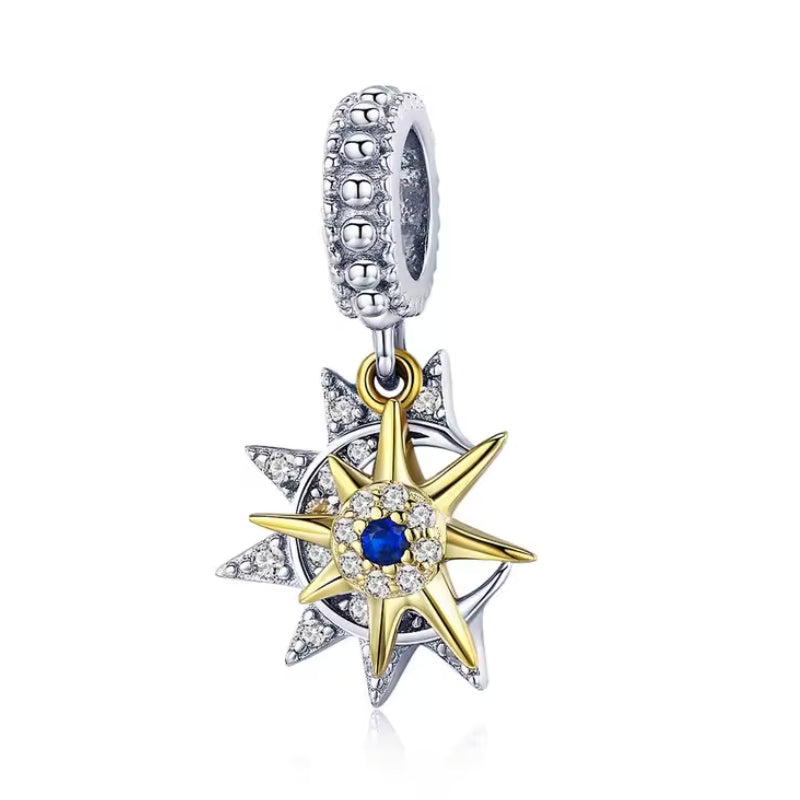 Sonne, Mond & Sterne Charm-Anhänger aus 925er Silber – himmlisches Schmuckstück für Balance, Schutz und spirituelle Harmonie, tragbar an Armband oder Kette.