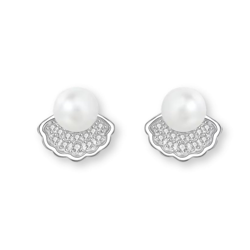 Perlen-Muschel Ohrstecker aus 925er Silber – filigran gearbeitete Ohrringe in Muschelform, inspiriert von der Natur, Symbol für Schutz und Intuition.🐚✨