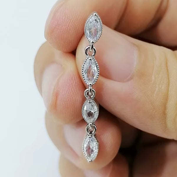 „Tropfen Bauchnabelpiercing aus Titan in Silber mit baumelndem Anhänger und Reverse gebogener Barbell, in allen Größen erhältlich bei Falkenkoenig Schmuck"
