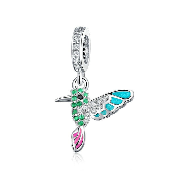 Eisvogel Charm-Anhänger aus 925er Silber mit vielen bunten Kristallen – farbenfrohes Schmuckstück für Leichtigkeit, Glück und positive Energie.